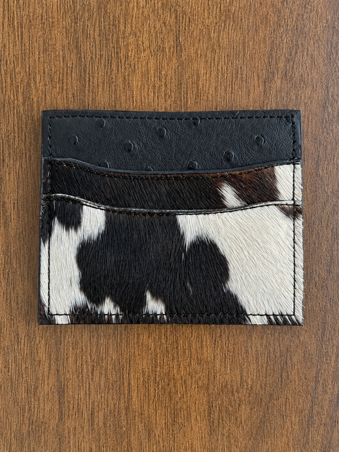THE COWHIDE CARDHOLDER