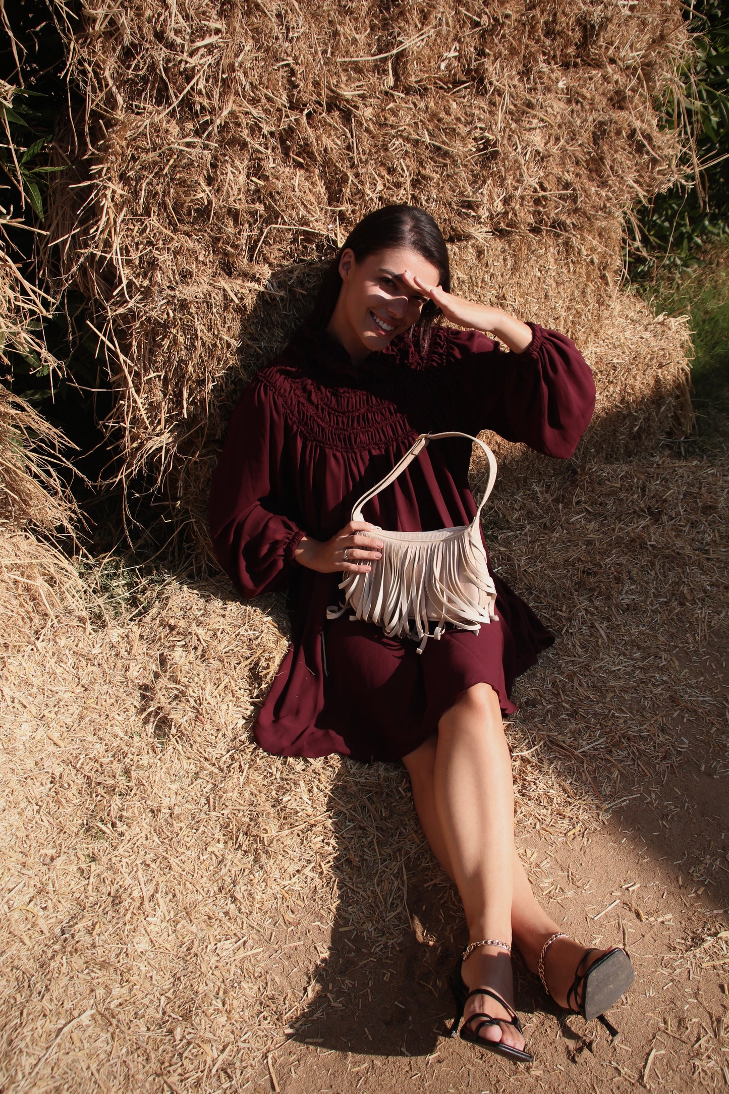Elora Shoulder in Beige