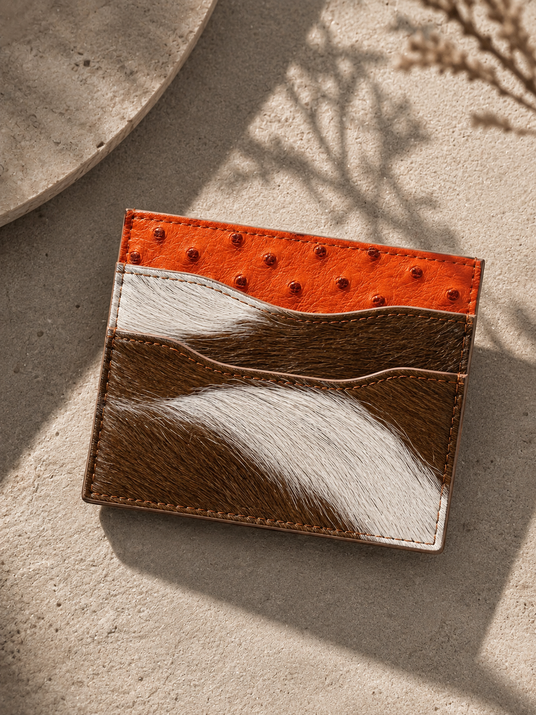 THE COWHIDE CARDHOLDER