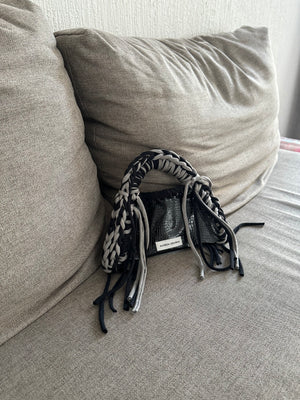 MINI Black Vernis in Grey